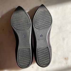 Rothy’s Black pointed flats
